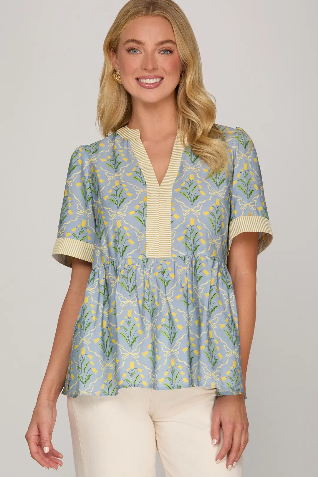 ST1033 SHORT SLEEVE PRINTED WOVEN TOP