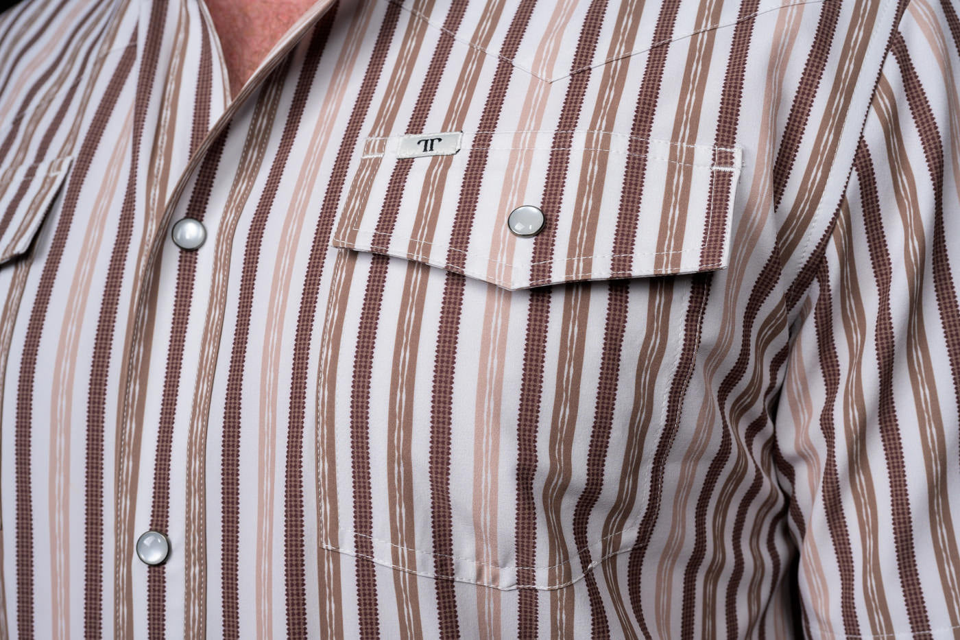 THE WYATT SHORT SLEEVE